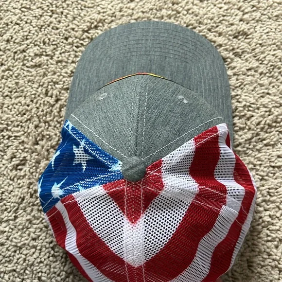 Bass pro shops hat - Picture 2 of 3